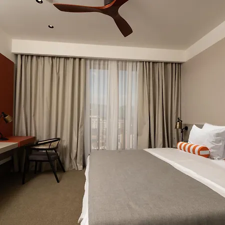 Infinity & Hotel 4*